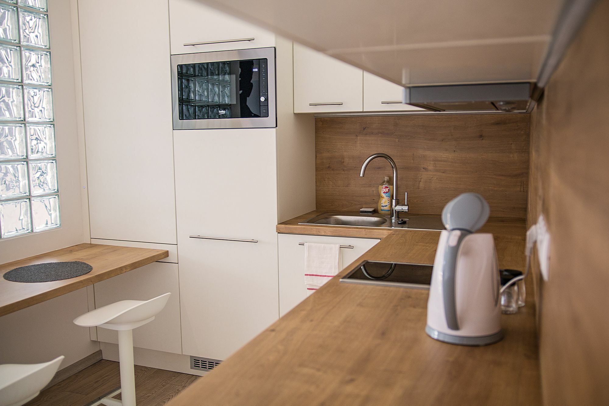 Trinity Residence Прага Екстериор снимка